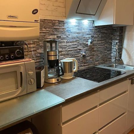 Toll Apartment Am Rhein Netflix Internet 1000 Mbits, Free Parking Дуйсбург Екстериор снимка